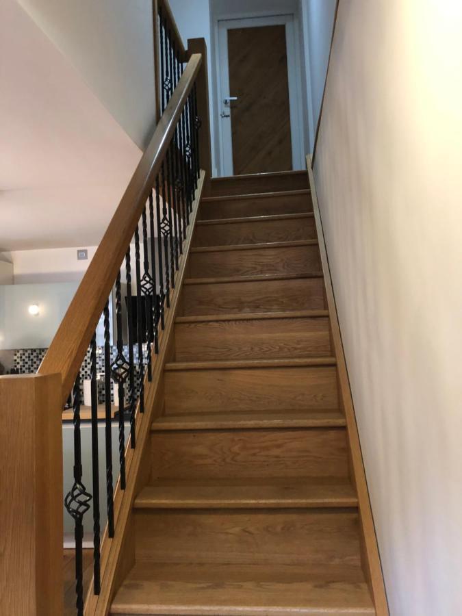 Number 19, Cardigan Apartment Exterior photo